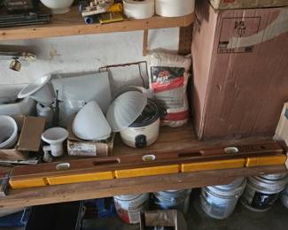 Large selection of lighting