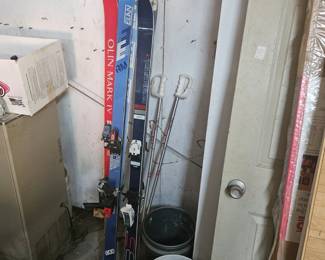 Various Skiis