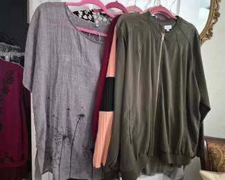 Womens tops