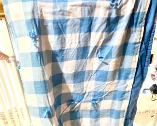 Vintage handknotted Quilt