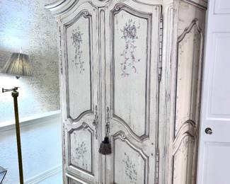 Beautiful Vintage Thomasville Wardrobe(1960)