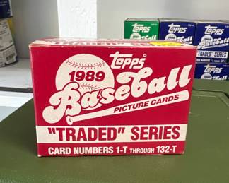 1989 Topps baseball traded series