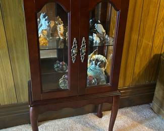Small curio