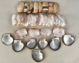 527 Lot 455 27 hand carved mother of pearl gold lipped