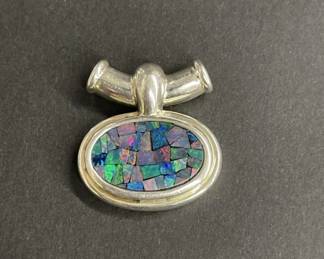 117 Lot 700h Vintage sterling silver mosaic opal pendant