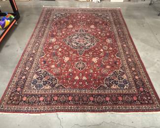 369 Lot 361 Vintage hand made rug