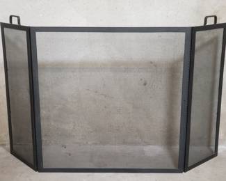 209 Lot 222 Contemporary metal fire screen