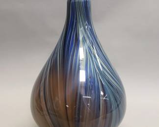 195 Lot 208 Mid century style art glass vase