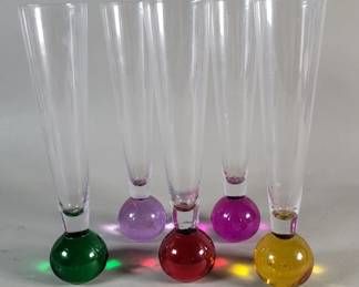 567 Lot 494 Five Mid century style color ball base Champagne