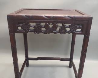 579 Lot 505 Chinese rosewood side table