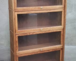 078 Lot 91 Vintage oak lawyer s bookcase