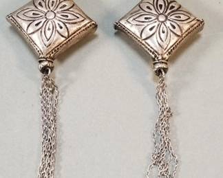 125 Lot 51 Vintage sterling silver stamped floral pillow