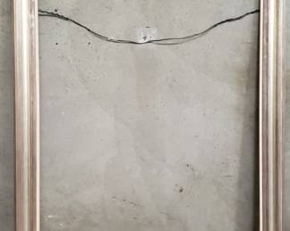 020 Lot 33 Large vintage wood and gesso picture frame