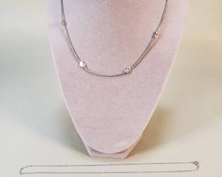 136 Lot 424 Sterling silver necklaces