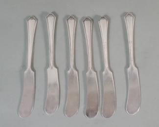 333 Lot 343 Six Oneida Community silver plate butter knives