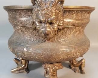 272 Lot 312 Large Asian bronze tripod censer incense burner