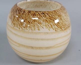 631 Lot 555 Hand blown art glass bowl