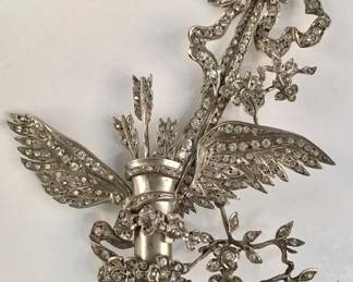 528 Lot 456 Elaborate mid century vintage costume brooch