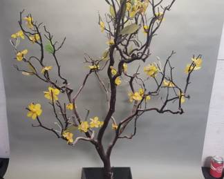 521 Lot 449 Artificial tree in wood planter