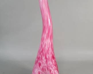517 Lot 445 Hand blown art glass vase by Excel