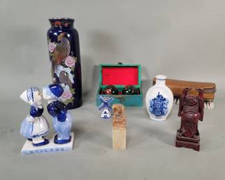 166 Lot 513 Japanese porcelain vase composite Buddha f