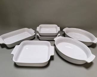 249 Lot 302 Group of Le Creuset white baking dishes
