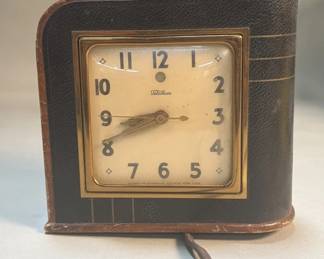 063 Lot 76 Art Deco Telechron electric clock