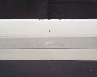 079 Lot 194 Sonos Beam soundbar in original box