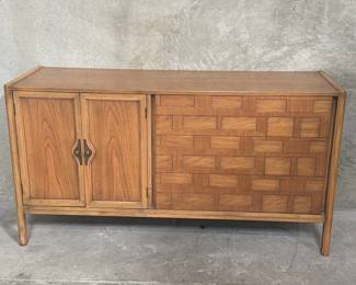 034 Lot 47 Mid century Modern walnut credenza