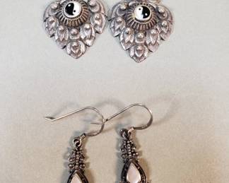 132 Lot 430 Vintage sterling earrings