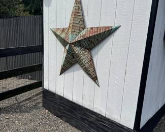 Large outdoor star