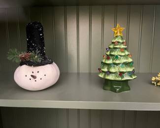 Cutest Christmas items, mini vintage tree