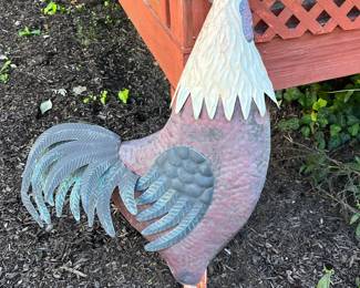 Rooster lawn decor, metal