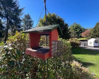 Bird feeders (2)