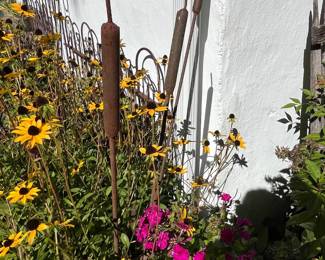 Metal Cattail garden decor