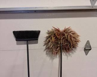VTG Stanley Dust Mop and Broom