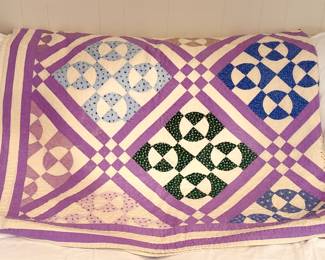 Drunkards Path Handmade Quilt 