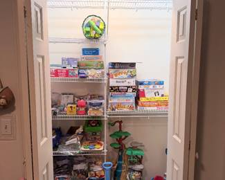 Toys & Games 