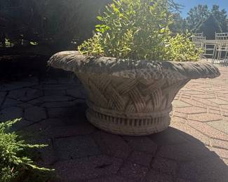 Cast Stone Basket-Weave Garden Urn