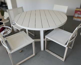 Modern White Outdoor Dining Set