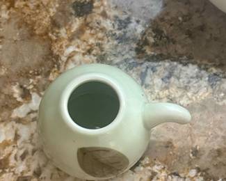 Ceramic Soy Sauce Dispenser