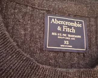 Abercrombie & Fitch Cable Knit Sweater