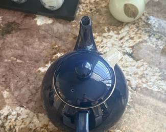 Sweese Porcelain Teapot with Infuser