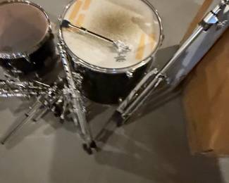 Yamaha Drum Set with Avedis Zildjian A Custom Crash Cymbal