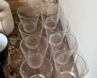 Set of 8 Clear Glass Tumblers