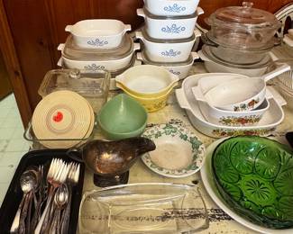 Corning ware and Jadeite