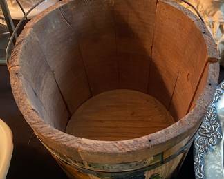 Small Oak Bucket
