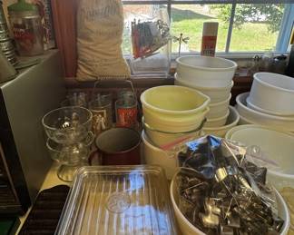 Glass Refrigerator Dish/Cookie Cutters