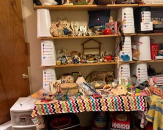 decor, collectibles