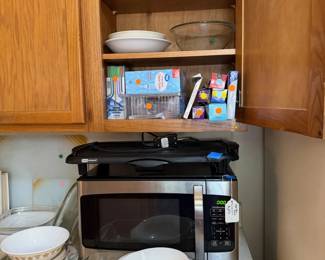 microwave, kitchen
